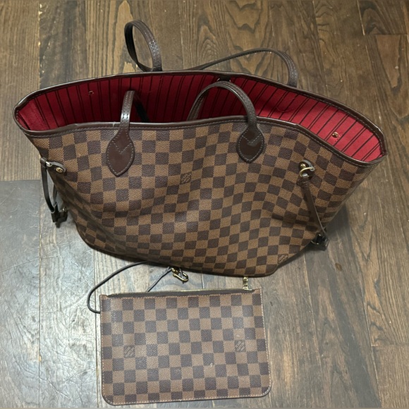Louis Vuitton Brown Checkered Tote with Red Interior - Picture 1 of 5